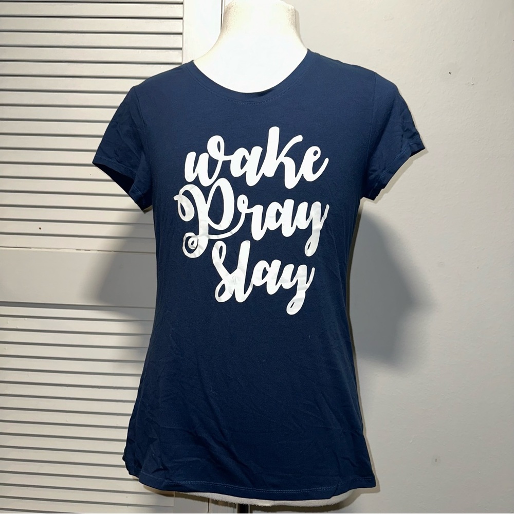 Women’s “Wake Slay Pray” T shirt Sz XXL